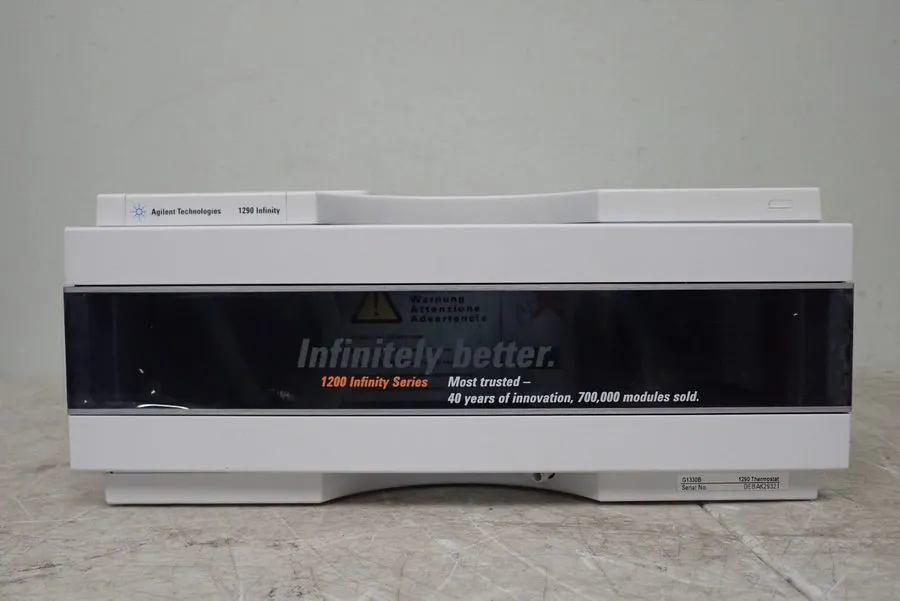 Хроматограф Agilent 1100 Series ALS Therm Autosampler Thermostat HPLC G1330B
