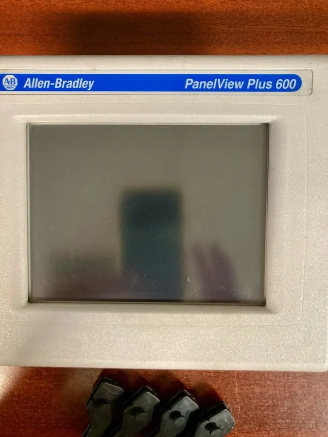 Панель оператора Allen Bradley Bulletin 2711P 6” Assembled Terminal 2711P-T6C20D — фото лота 1