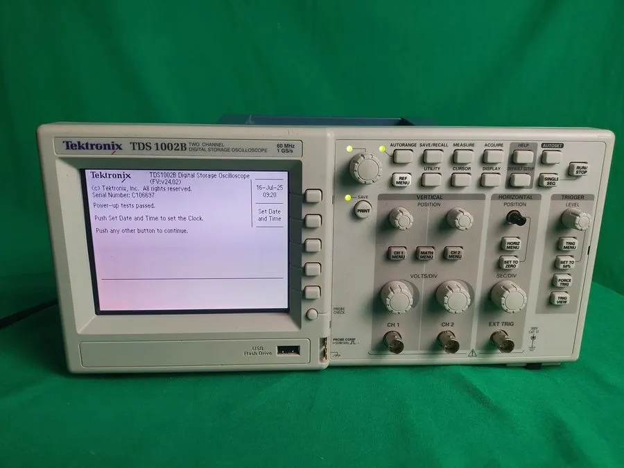 Осциллограф Pre-owned Tektronix TDS 1002B 2-channel 60 Mhz Digital Storage Oscil