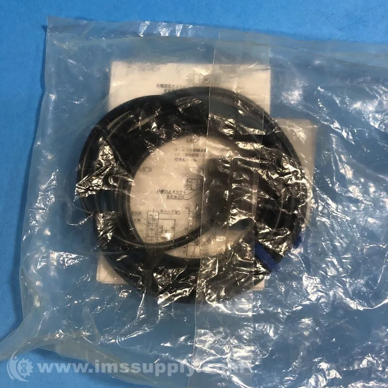 Фотоэлектрический датчик Omron E3Z-LS61 NPN Photoelectric Sensor, 12 / 24 VDC
