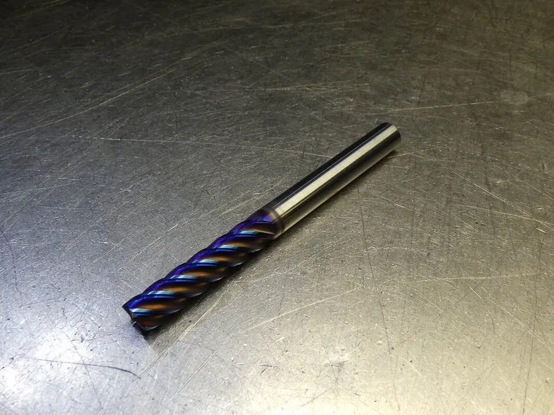 Режущий инструмент Nachi 1/4" 5 Flute Carbide Cr Endmill 1/4" Shank .06" R 41000