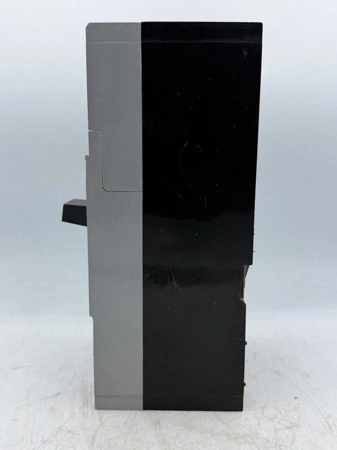 Автоматический выключатель Siemens HFD63F225 Main Circuit Breaker 225A 3P 600V A — фото лота 1