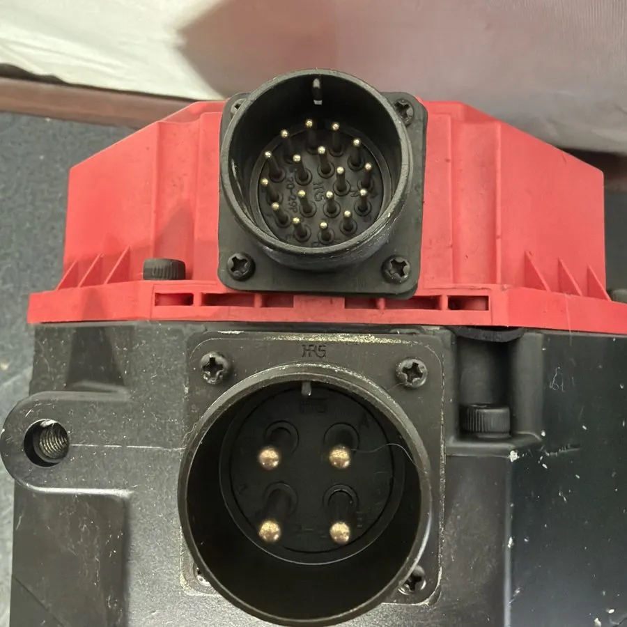 Серводвигатель FANUC A06B-0166-B675 S016 AC SERVO MOTOR, 2000 RPM, #5271114G — фото лота 2