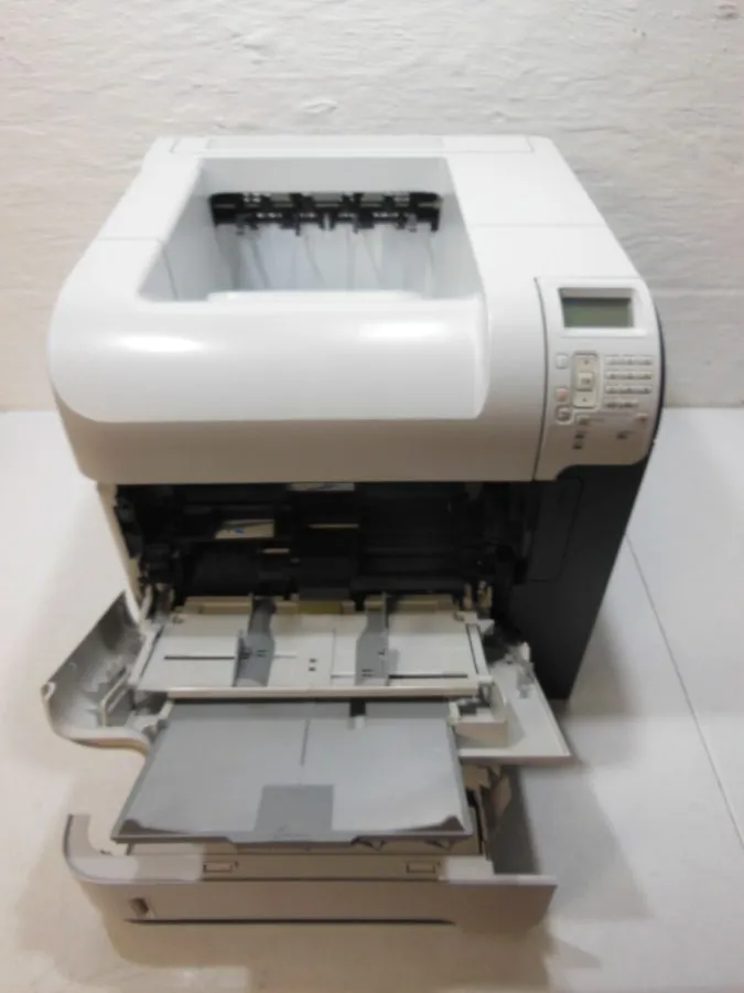 Лазерный принтер HP Laserjet P4015n Laser Printer