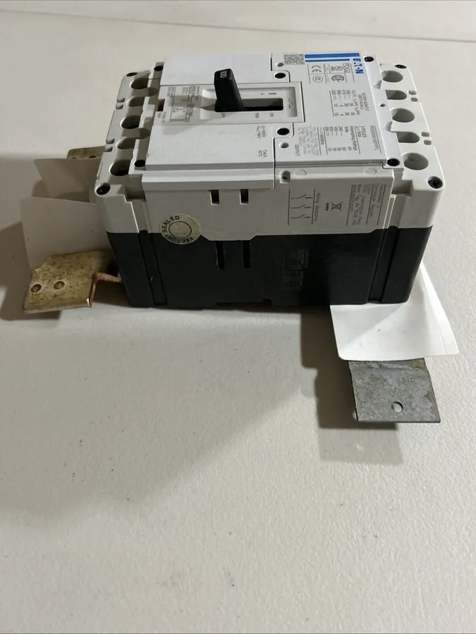 Автоматический выключатель PDG23M0100TFFL EATON 3 POLE 100A 65kA@480v CIRCUIT BR — фото лота 2