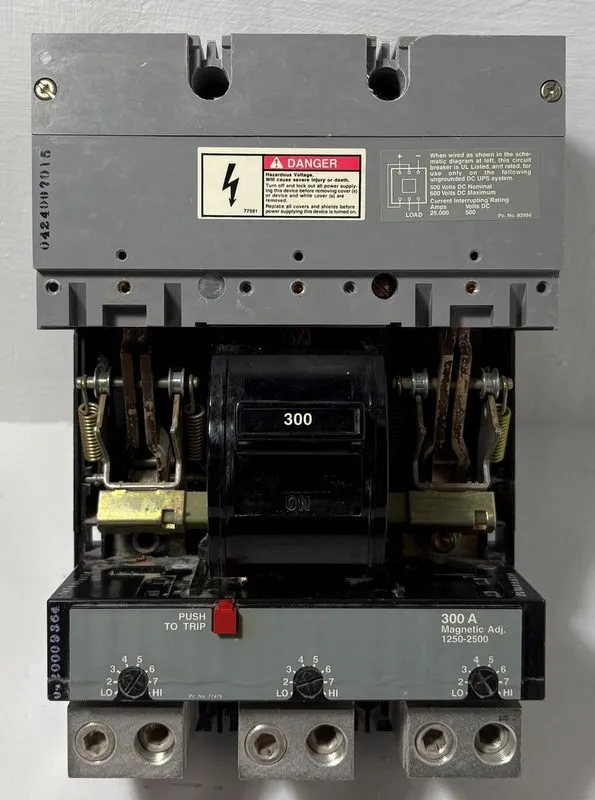 Автоматический выключатель SIEMENS SENTRON CIRCUIT BREAKER JXD63B400 400 AMP 3-P — фото лота 3