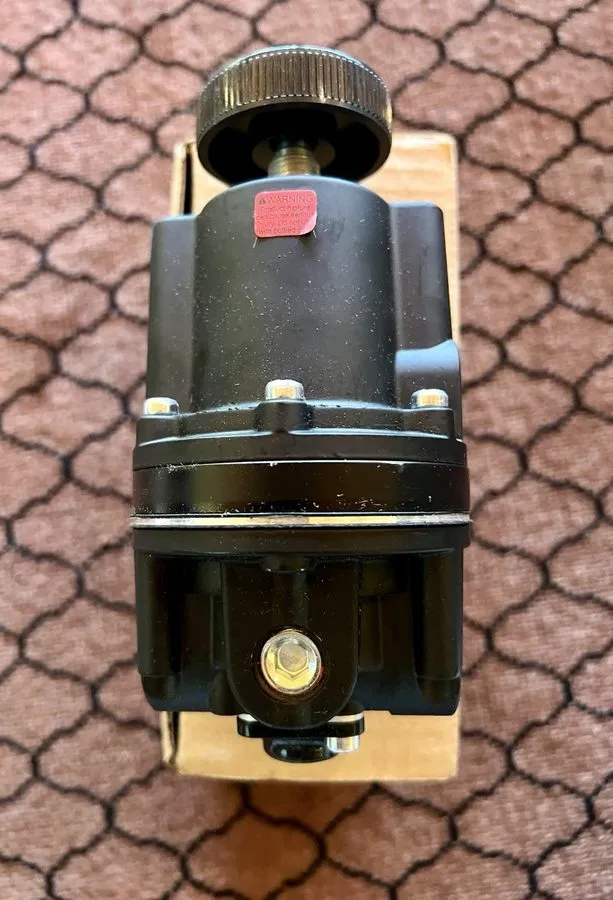 Регулятор давления P3RA17132NNKN Parker Watts Pneumatic Precision Regulator — фото лота 2