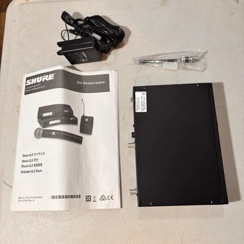 Радиосистема Shure ULXS4-J1 Wireless Microphone Receiver 554-590MHz w/ Antennas