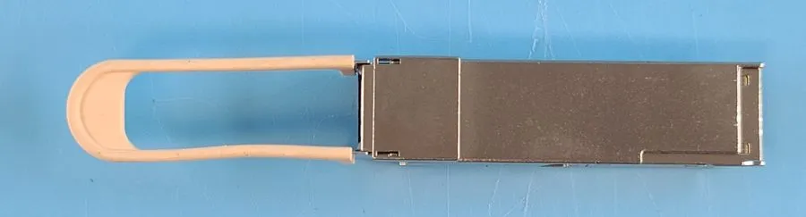 Трансивер Avago AFBR-89CDDZ QSFP28 100GBASE-SR4 332-00440+A0 850nm Transceiver