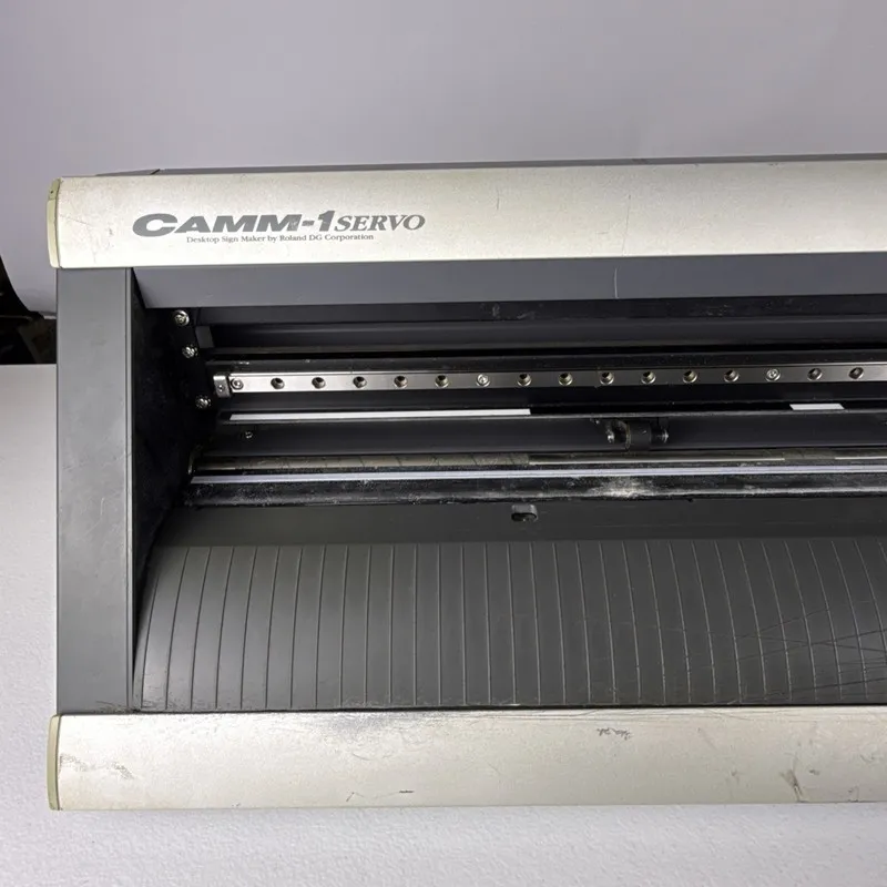 Режущий плоттер Roland CAMM-1 SERVO GX-24 24-Inch Professional Desktop Vinyl Cut