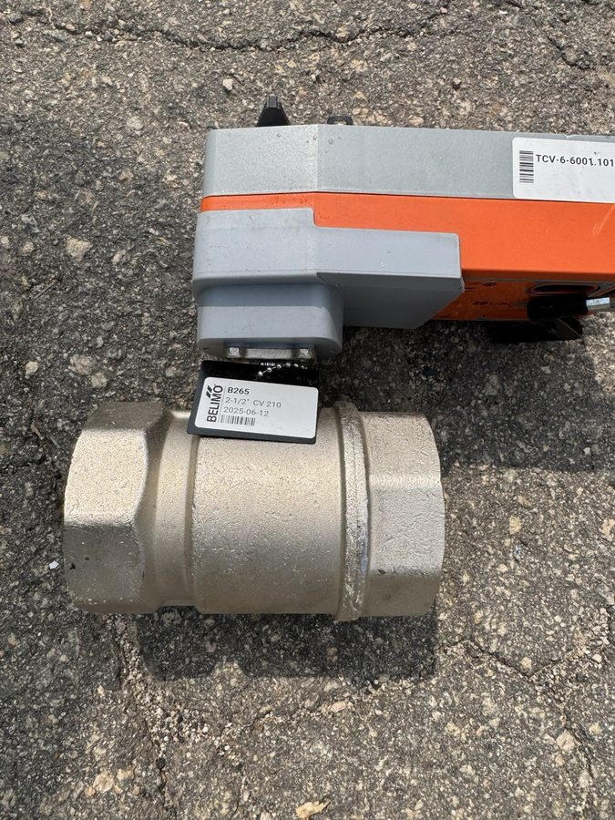 Клапан Belimo AFRB24 Motorized Ball Valve 2 1/2in Stainless Steel NPT 600 WOG — фото лота 2