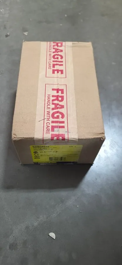 Автоматический выключатель SQUARE D EDB34035 EDB 3 POLE 35AMP 480v CIRCUIT BREAK