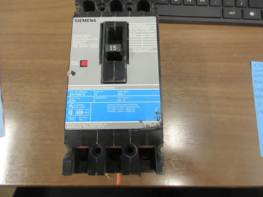 Автоматический выключатель SIEMENS SENTRON SERIES 15 AMP CIRCUIT BREAKER 3P 480 