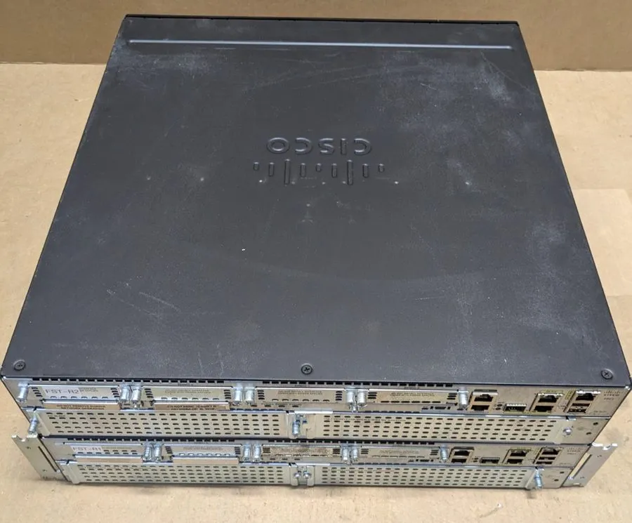 Маршрутизатор Cisco 2921 Integrated Services Router Working