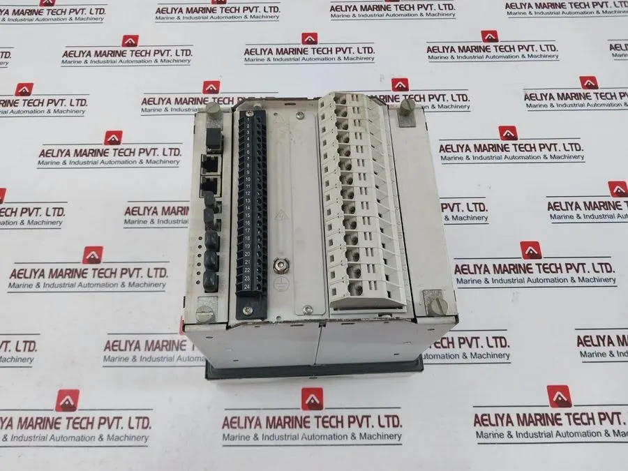 Реле защиты ABB REU615 Voltage Protection and Control Relay 48-250 VDC/100-240 V