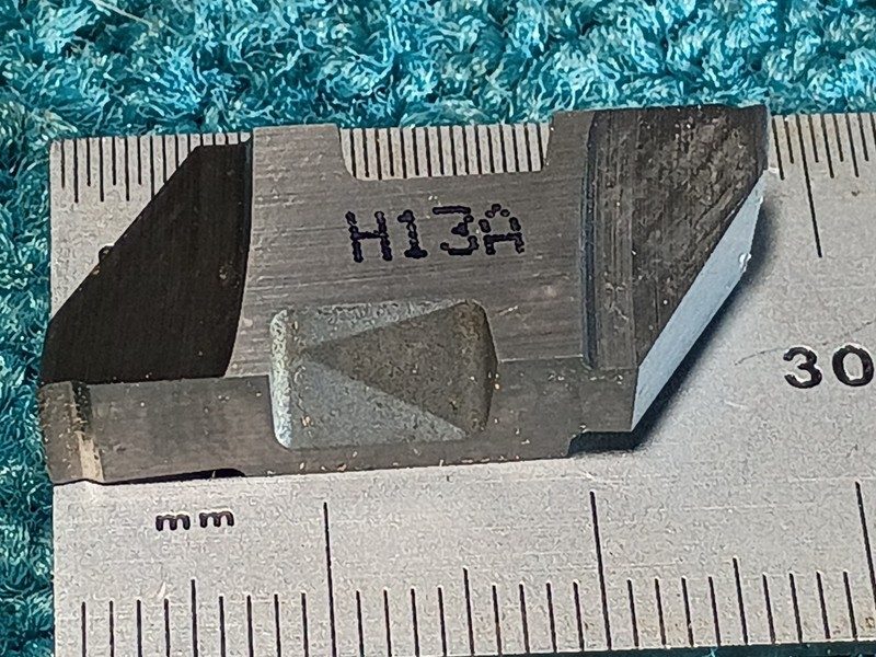 Режущий инструмент Sandvik Coromant Carbide Grooving Insert TLGP-4250L H13A K20 — фото лота 1