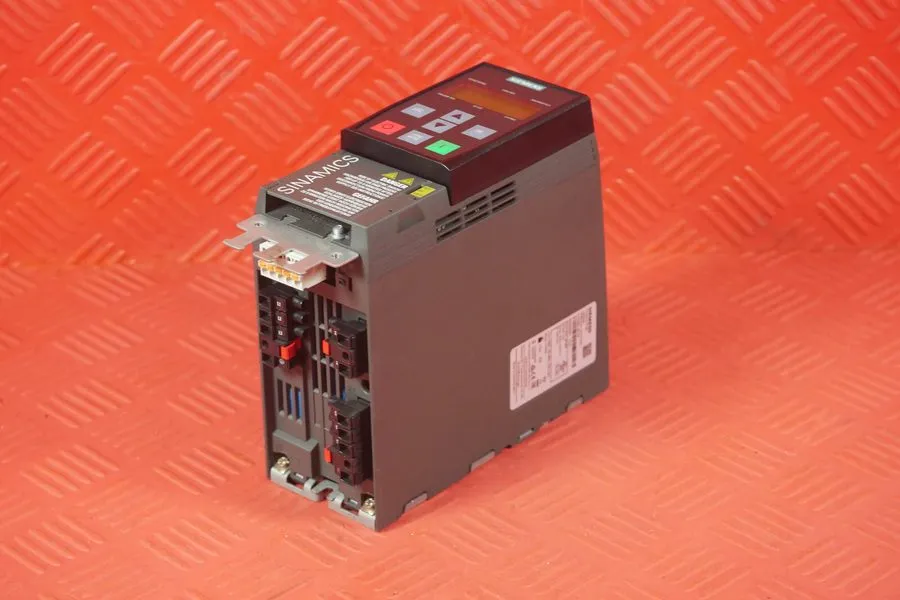 Частотный преобразователь Siemens 6SL3210-1KE12-3AB2 SINAMICS G120C VFD 0.75kW 3 — фото лота 2