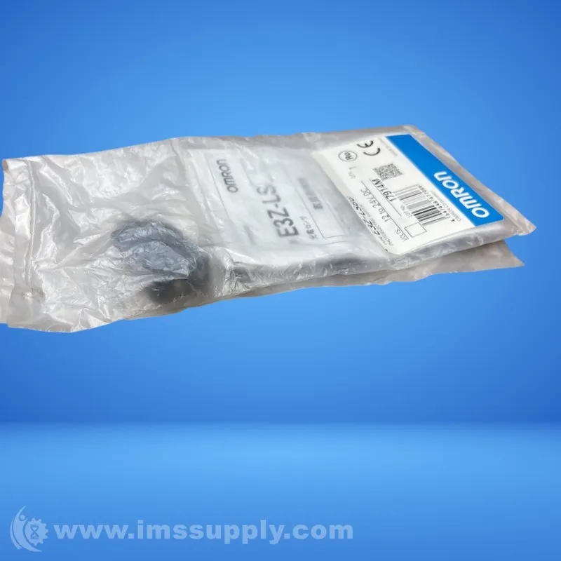 Фотоэлектрический датчик Omron E3Z-LS86 Photoelectric Sensor 20-200mm PNP Male M