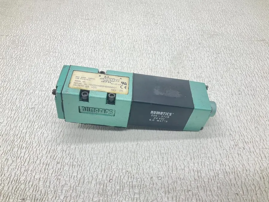 Электромагнитный клапан Numatics 152SS500M 225-372B 24 VDC Solenoid Pneumatic Va