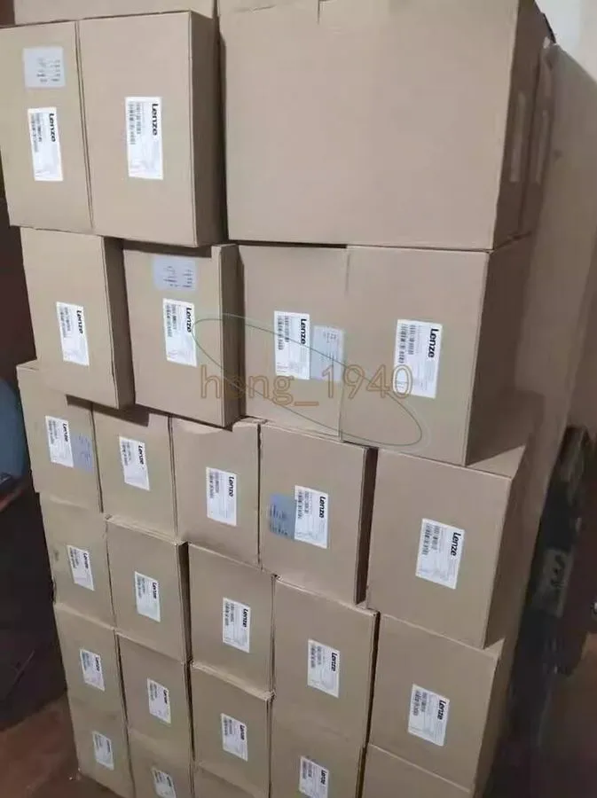 Сервопривод Lenze EVS9321-ET Inverter Servo Drive
