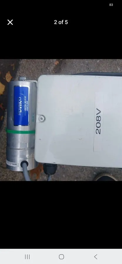 Насос EDWARDS A373-24-904 Agilent G1969-80208 ROTARY VANE VACUUM PUMP E2M28 — фото лота 1
