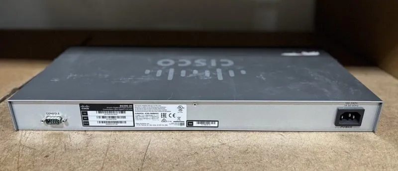 Коммутатор Cisco SG300-20 20-Port Gigabit Managed Ethernet Switch PoE — фото лота 2