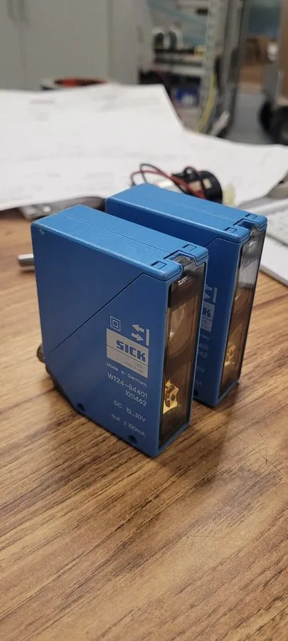 Фотоэлектрический датчик SICK Photoelectric Sensor WT24-B4401 #1011462 10-30VDC