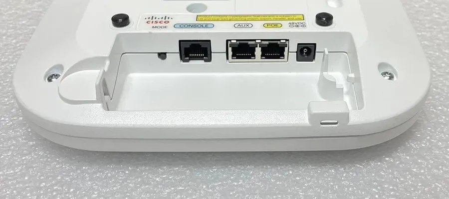 Точка доступа Wi-Fi Cisco AIR-CAP2702E-A-K9 802.11AC Cap w/ CleanAir Wireless Ac