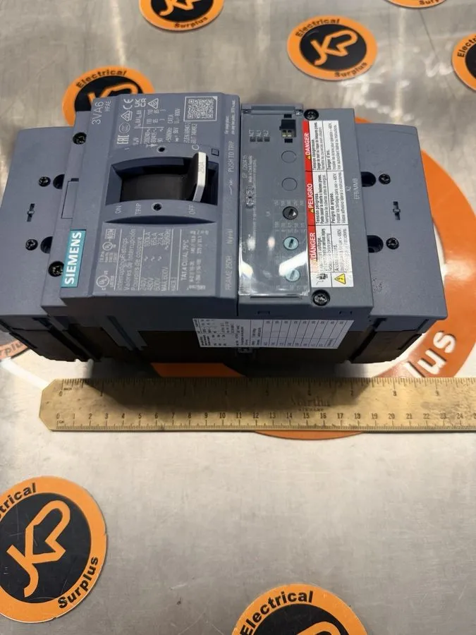 Автоматический выключатель Siemens 3VA6225-6HL36-0AA0 3 Pole 250 Amp 600V 22K Ci — фото лота 2