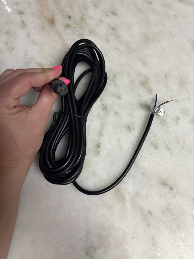Датчик 2-pin Low-Voltage DC Power Cable, Waterproof female Connector M8/M12-styl — фото лота 1