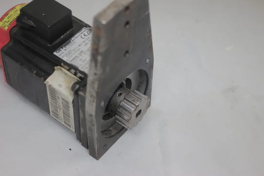 Серводвигатель GE Fanuc AC Servo Motor A06B-0371-B675#7008 A860-0360-T001 A06B03 — фото лота 1