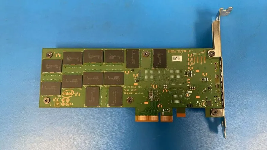 SSD-накопитель Intel DC P4600 2.0TB PCIe 3.1 x4 NVMe Enterprise SSD AIC HHHL SSD