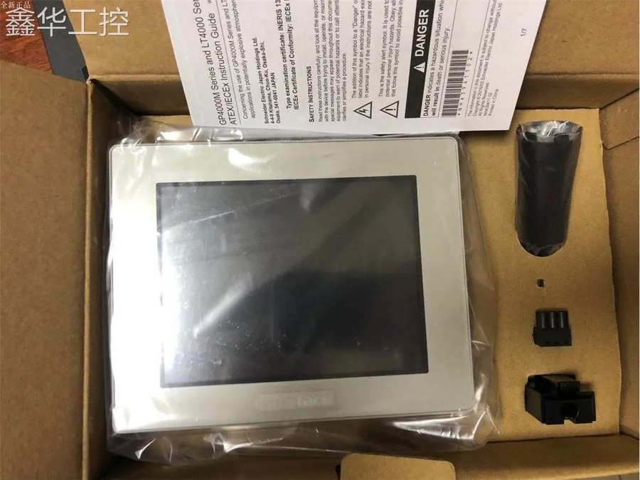 Панель оператора PRO-FACE HMI PFXGP4201TAD TOUCH PANEL GP4201TAD