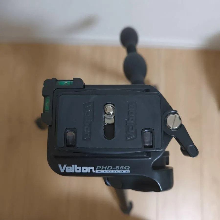 Оборудование видеонаблюдения Velbon GEO E545M Tripod with PHD-55Q Head Carbon Li — фото лота 2