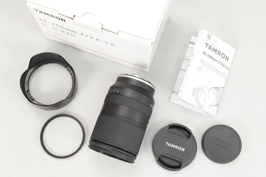 Объектив Tamron 28-200mm F2.8-5.6 Di III RXD Lens, Excellent Condition, Guarante