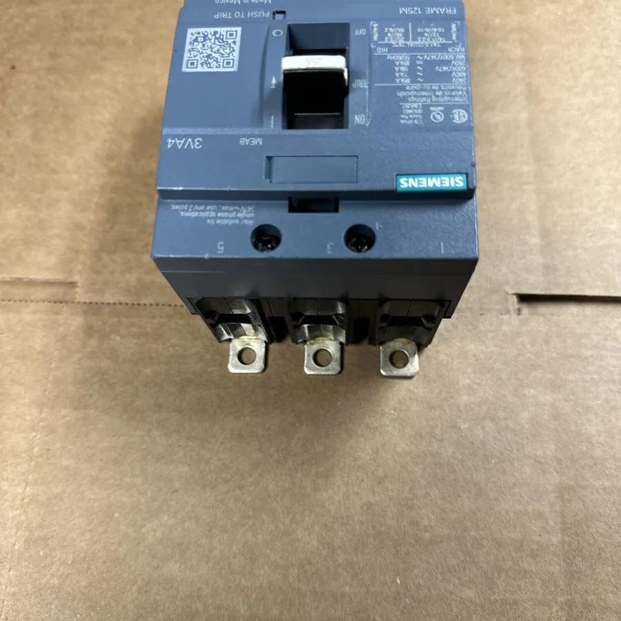 Автоматический выключатель 3VA4125-5ed34-0AA0 SIEMENS 3 POLE 25 AMP BOLT-ON CIRC