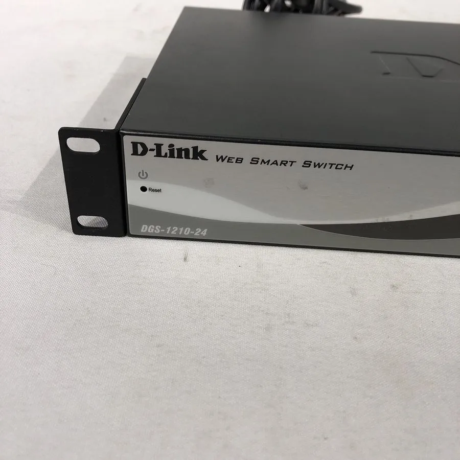 Коммутатор D-Link DGS-1210-24 24-Port Web Smart Ethernet Switch — фото лота 1
