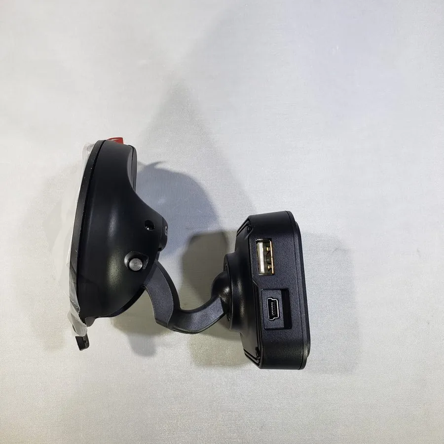 Вакуумная присоска Garmin Suction Cup & Cradle Mount для Dezl 780 LMT-S and 785 