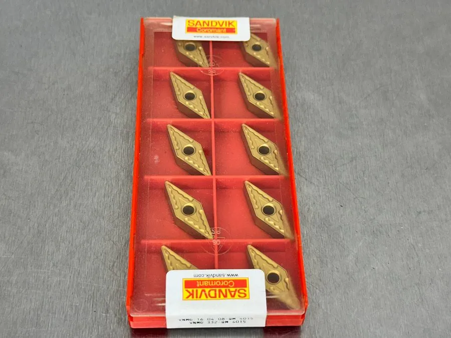 Режущий инструмент VNMG 16 04 08-QM VNMG 332-QM 235 TURNING INSERT SANDVIK