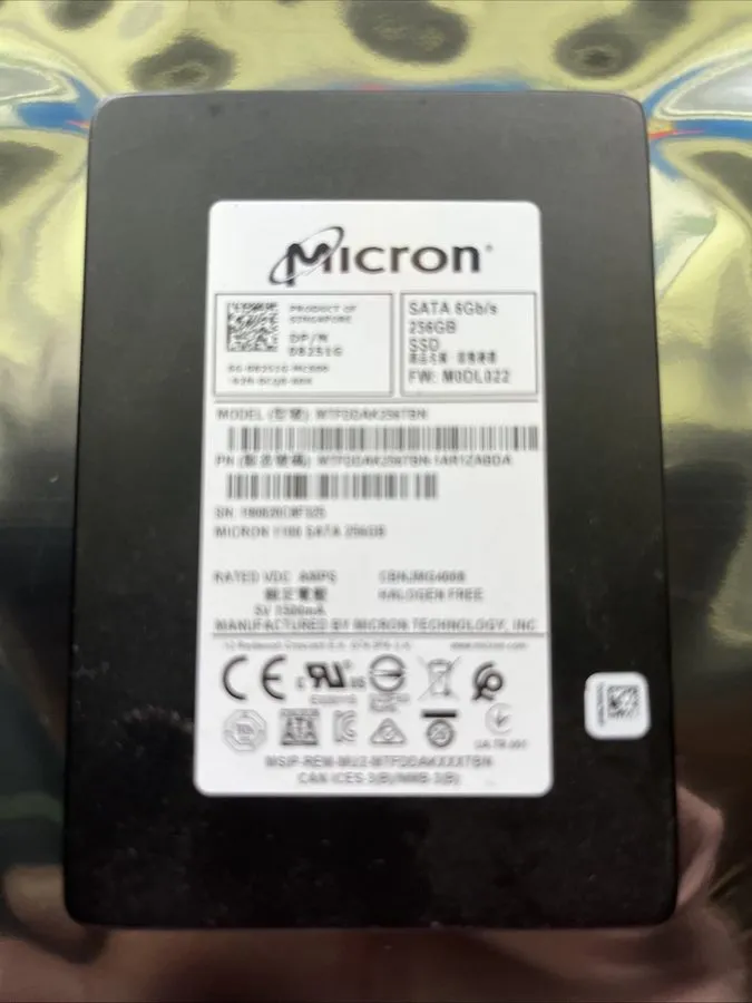 Жёсткий диск HP 795961-001 Micron MTFDDAK256TBN 1100 256GB SATA Disque Dur 2.5 i