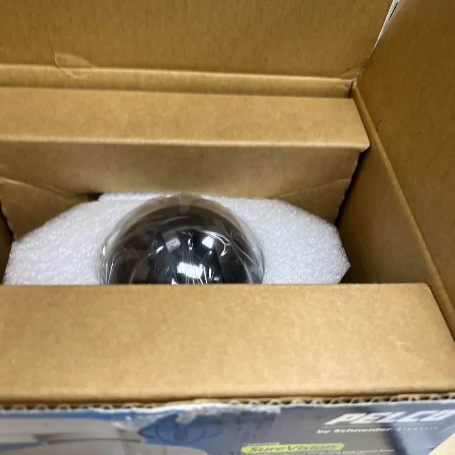 Камера Pelco Sarix IM-E Series IM10DN10-1E Mega-Performance Fixed Mini Dome IP C — фото лота 2