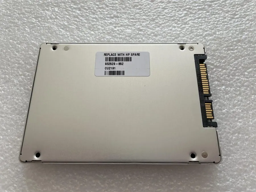 SSD-накопитель Micron 1300 Internal SSD MTFDDAK256TDL 256GB TLC SATA III 2.5"