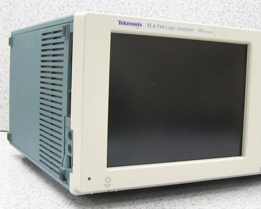 Логический анализатор Tektronix TLA714 Logic Analyzer Color Portable Mainframe