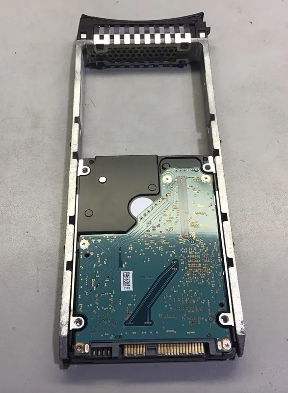 Жёсткий диск Dell 600GB 15K 2.5 Enterprise Class SAS 12Gb/s HDD 512N AL13SXB60EN — фото лота 3
