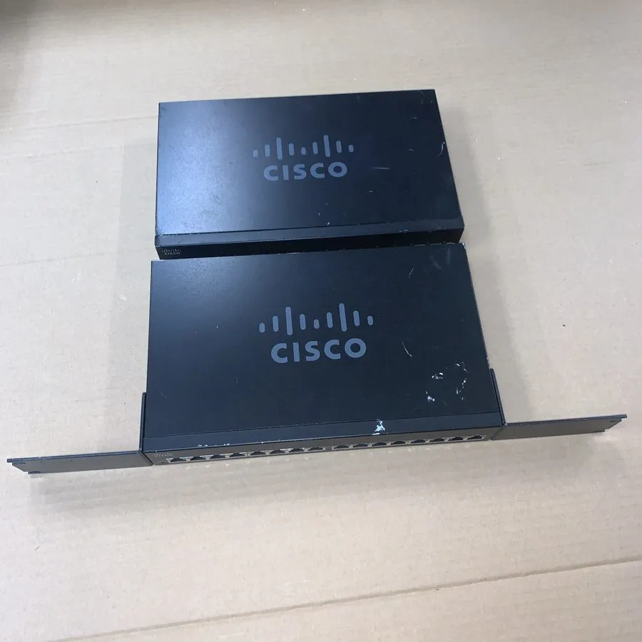 Коммутатор Cisco Small Business SG110-16 16-Port Gigabit Desktop Switch Excellen