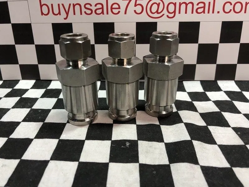 Трубопроводная арматура Swagelok SS-QTM8-D-810 Sealed Quick Connect Stem with Va
