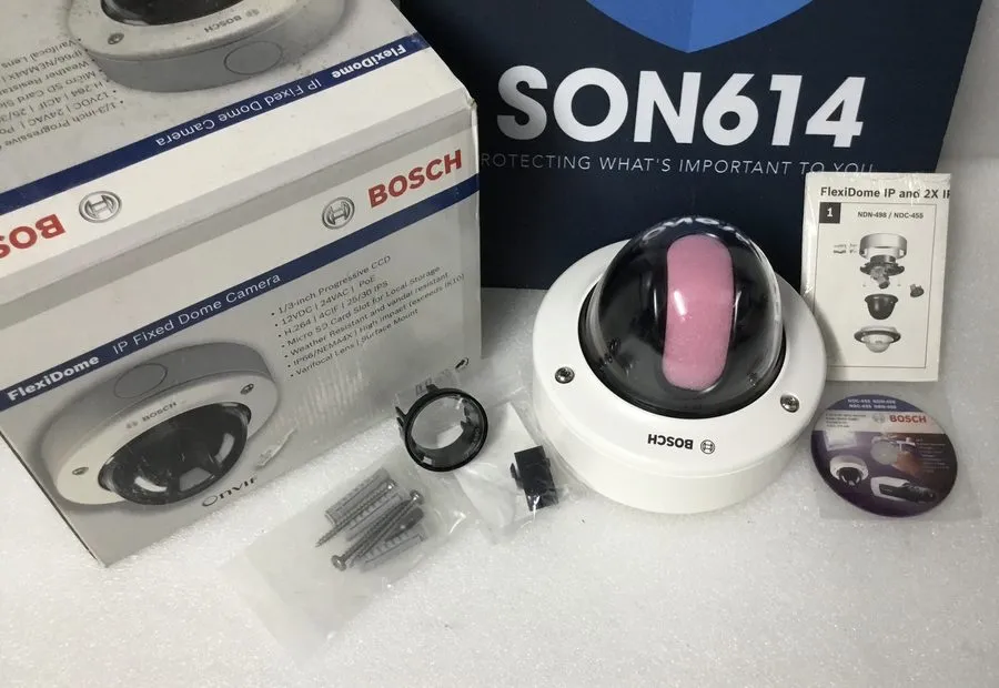 Камера Bosch NDN-498V03-22PS Security Network Color Camera W/ 2.8-10mm D/N IVA W — фото лота 3