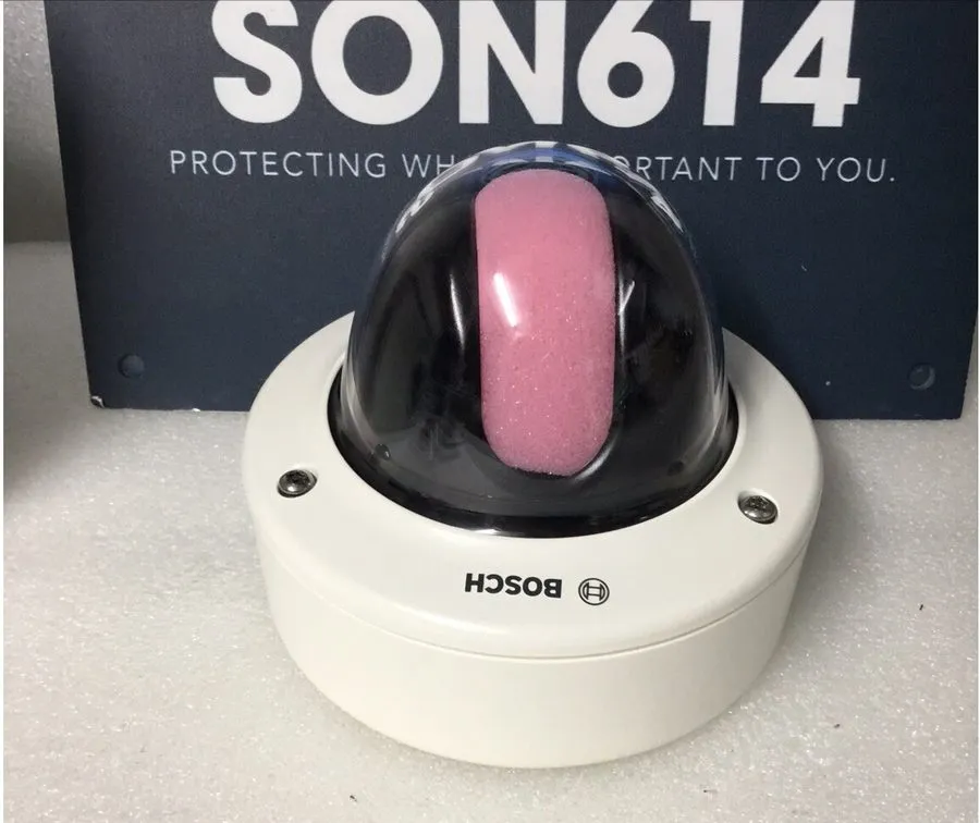 Камера Bosch NDN-498V03-22PS Security Network Color Camera W/ 2.8-10mm D/N IVA W — фото лота 4