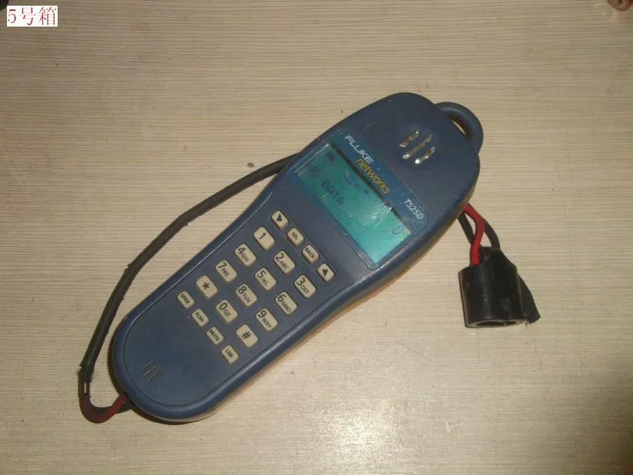 Тестер Fluke Networks TS25D Telephone Test Set