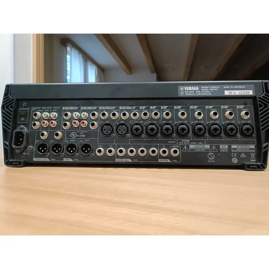 Микшерный пульт YAMAHA MGP16X Advanced Mixing Console 90days